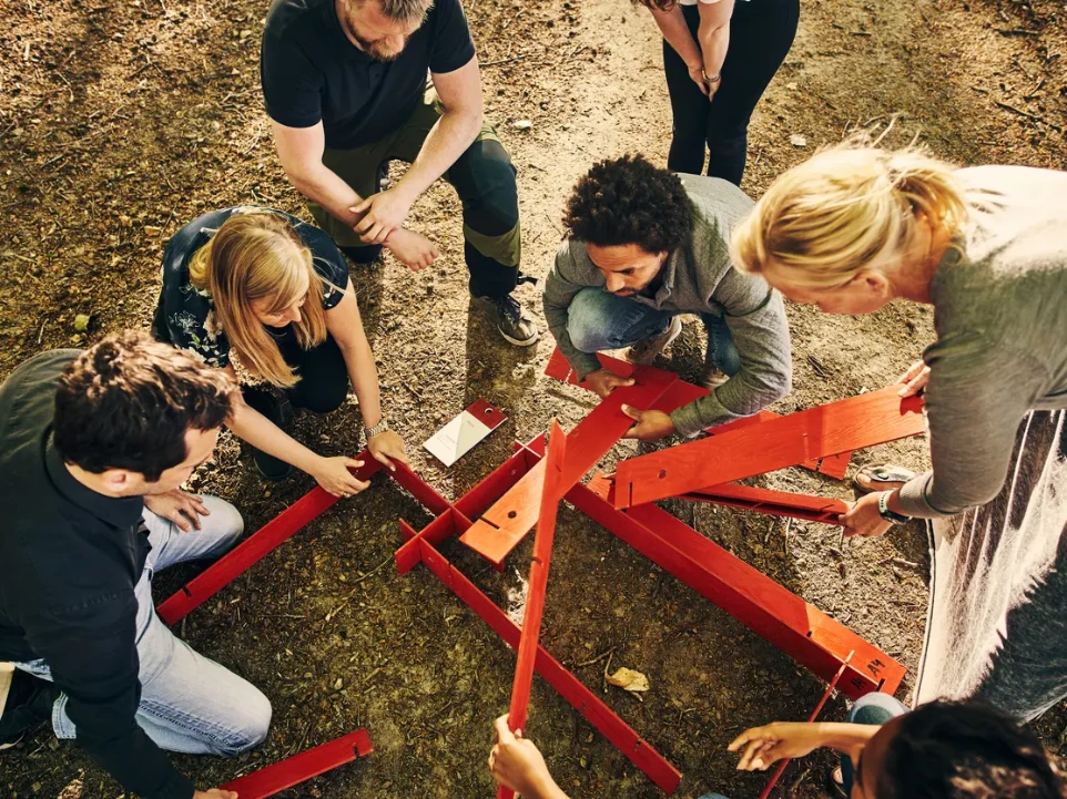 activités de team building proposés autour des thèmes de l'artisanat et de la nature environnante : promenade guidées, ateliers découvertes des artisans de Foster